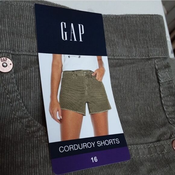 GAP Corduroy Shorts Fine Wale Olive Green Frayed Hems Size 16‎ - Picture 4 of 6